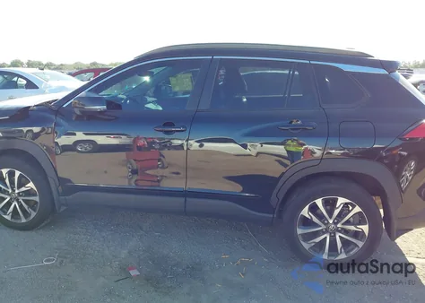 2022 Toyota Corolla Cross Xle из США, поврежденный, VIN 7MUDAABG4NV035441